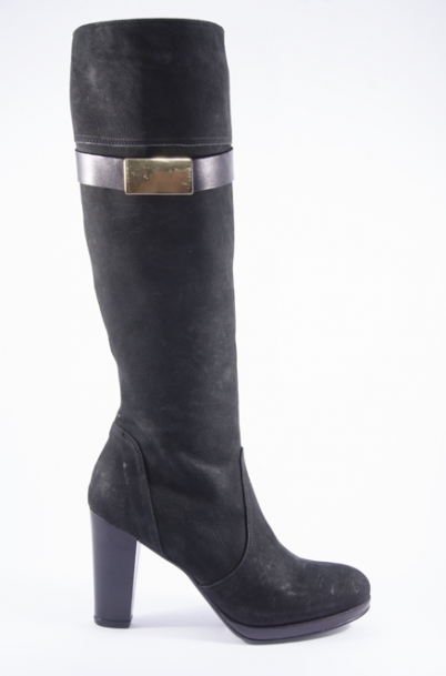 Thick heel boots with leather belt and golden decoration