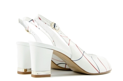 Elegant patent sandals