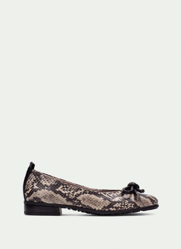 Shoes HI254385 