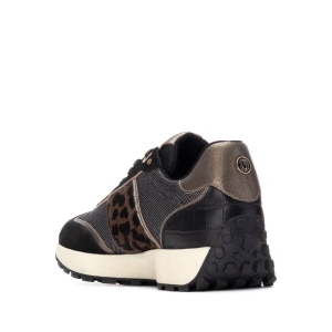Сникърси CARMELA 162702 Black