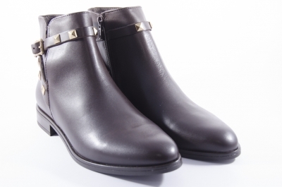 Brown leather ankle boots