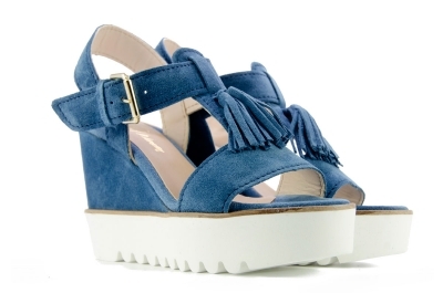 Blue wedges