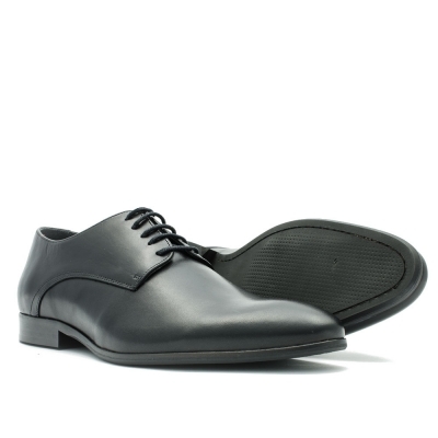 Black elegant shoes