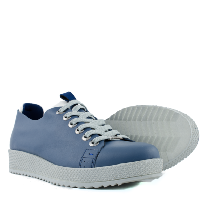 Blue sneakers Woz