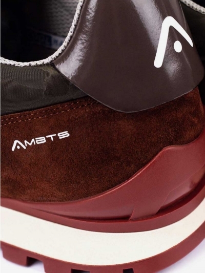 Leather sport shoes Ambitious