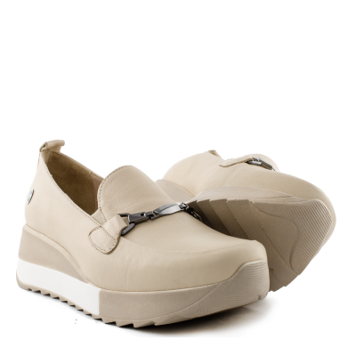 Moccasin wedges